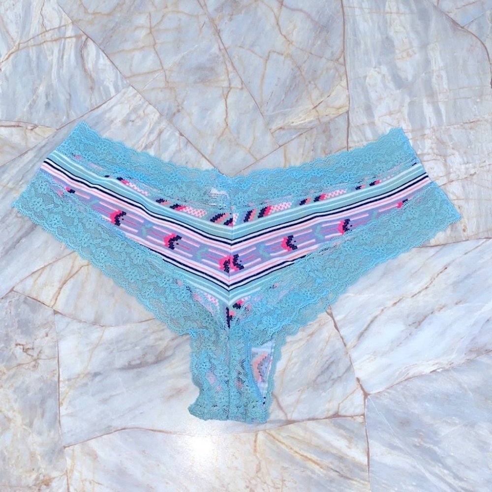 Victoria's‎ Secret CHEKKY Lacie Floral Lace Panty Small Blue